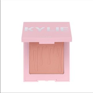💜KYLIE COSMETICS Blush